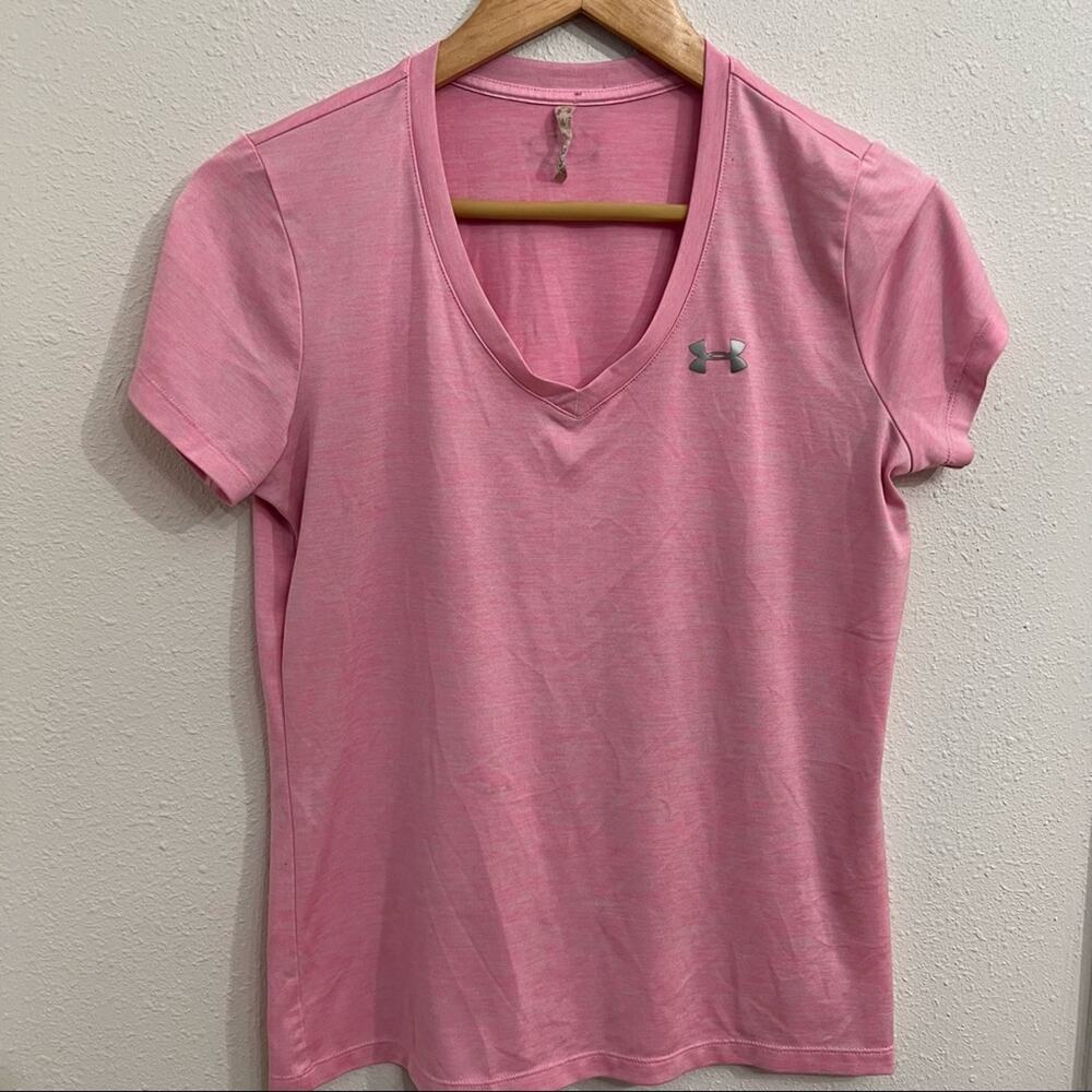 EUC Under Armour V Neck Pink Tee Sz S